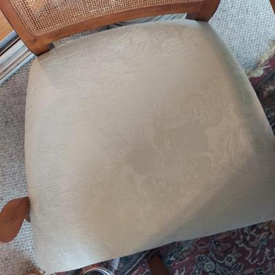 Pottery Barn Dining Table w/ Cane Back Chairs (SR-BBL)