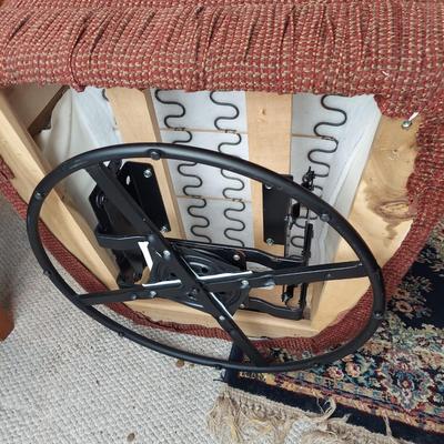 Two Swivel Armchairs (SR-BBL)