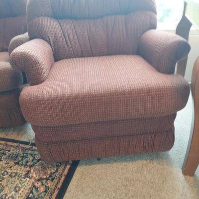 Two Swivel Armchairs (SR-BBL)