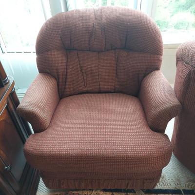 Two Swivel Armchairs (SR-BBL)