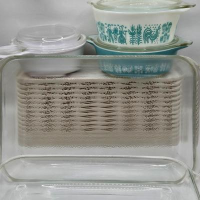 LOT 16K: Vintage Pyrex Butterprint Casserole Dishes and Other Glass Baking Dishes