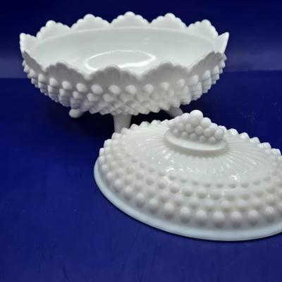 LOT 22K: Vintage Fenton Milk Glass Hobnail Pieces and More