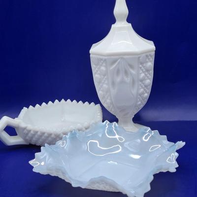 LOT 23K:Variety of Vintage Milk Glass Pieces Including Westmoreland Wicker Edge Salad Plate, Fenton White Hobnail Fairy Light, and More