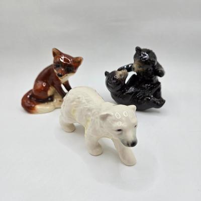 LOT 28D: Goebel Fox, Polar Bear, and Playful Bear Cubs
