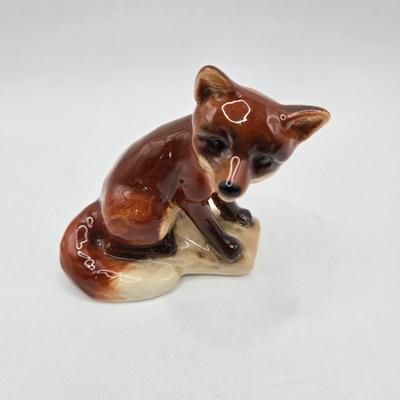 LOT 28D: Goebel Fox, Polar Bear, and Playful Bear Cubs