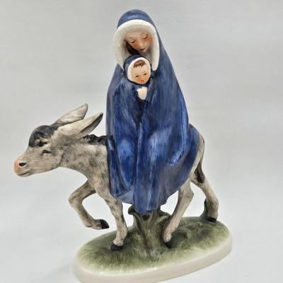 LOT 32D: Goebel Flight Into Egypt