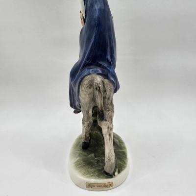 LOT 32D: Goebel Flight Into Egypt
