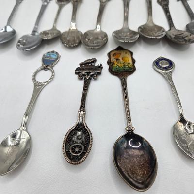 LOT 45D: Large Selection of Collectible Spoons