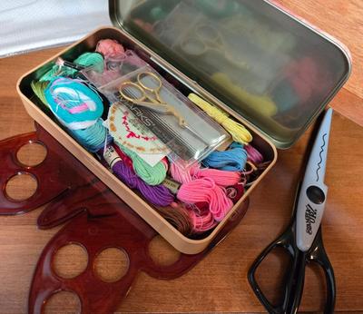 LOT 48D: Wooden Sewing Box with Embroidery Tools and Thread and Handmade Doilies