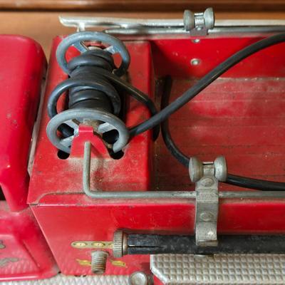 LOT 51M: Vintage Die-cast Tonka Red Fire Truck No. 5