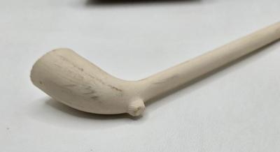 LOT 60M: Vintage Clay Pipes with Wooden Holder