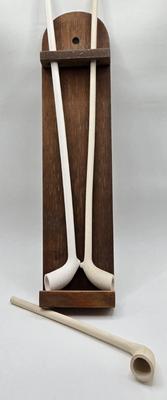 LOT 60M: Vintage Clay Pipes with Wooden Holder
