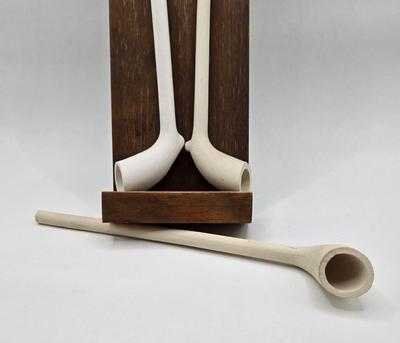 LOT 60M: Vintage Clay Pipes with Wooden Holder