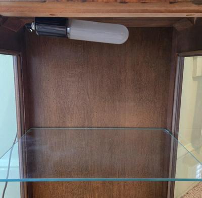 LOT 63L: Lighted Curio Cabinet