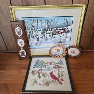 LOT 72L: Embroidered Art Decor