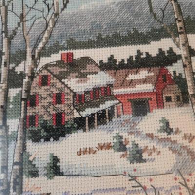LOT 72L: Embroidered Art Decor