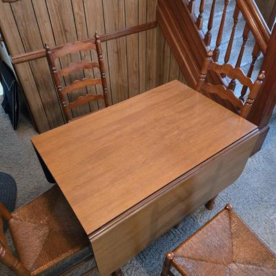 LOT 73D: Beautiful Vintage Drop Leaf Table with 4 Rush Seat, Ladder Back Chairs