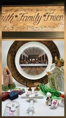 LOT 75M: Atlas China The Last Supper Plate with 22K Gold Trim, Vintage Miniature Bone China Nativity, and More