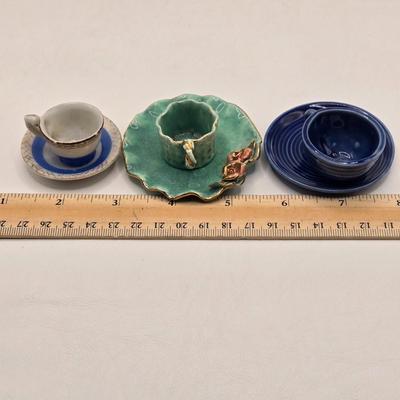 LOT 77X: Variety of Blue and Green & Souvenir Tea Cups and Saucers / Some Made in Occupied Japan