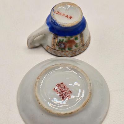 LOT 77X: Variety of Blue and Green & Souvenir Tea Cups and Saucers / Some Made in Occupied Japan