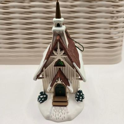 LOT 83X: Multiple Hallmark Keepsake Church Ornaments all with Original Boxes