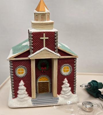 LOT 83X: Multiple Hallmark Keepsake Church Ornaments all with Original Boxes