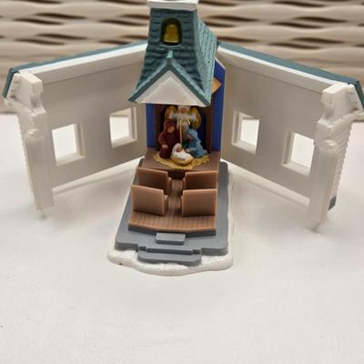 LOT 83X: Multiple Hallmark Keepsake Church Ornaments all with Original Boxes