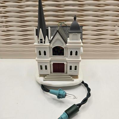 LOT 83X: Multiple Hallmark Keepsake Church Ornaments all with Original Boxes