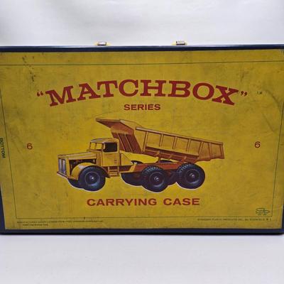 LOT 85X: Vintage 1965 Matchbox Carrying Case with Many Cars and Trucks Inside