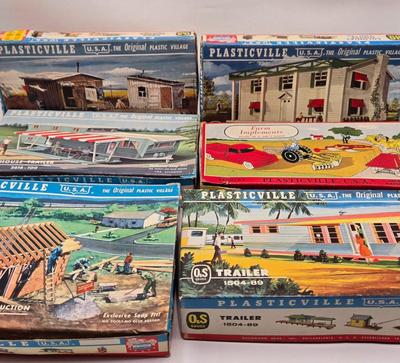 LOT 87X: Plasticville O&S Gauge Houses and Buildings & More