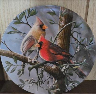 LOT 88X: Encyclopedia Britannica Birds of Your Garden Limited Edition & Numbered Knowels China Plates Painted by Kevin Daniel with...