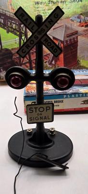 LOT 89X: Plasticville O&S Gauge and HO Scale Buildings, Lionel Trains No. 309 Yard Set, and More