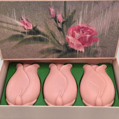 LOT 97X: Vintage Avon Bathroom Themed Hostess Soap Sets