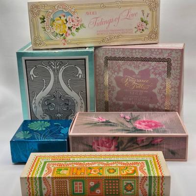 LOT 97X: Vintage Avon Bathroom Themed Hostess Soap Sets