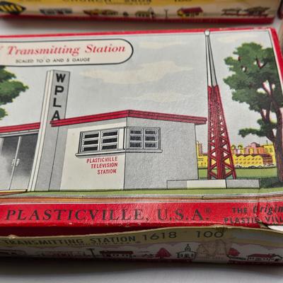 LOT 99X: HO Scale & O&S Gauge Plasticville Buildings