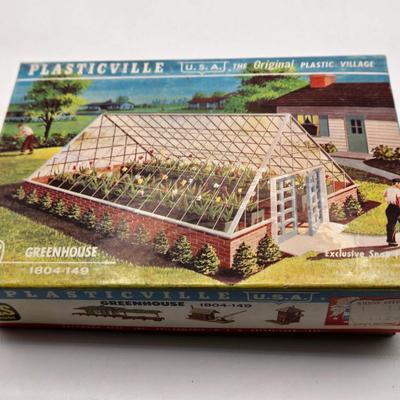 LOT 99X: HO Scale & O&S Gauge Plasticville Buildings