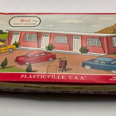 LOT 99X: HO Scale & O&S Gauge Plasticville Buildings