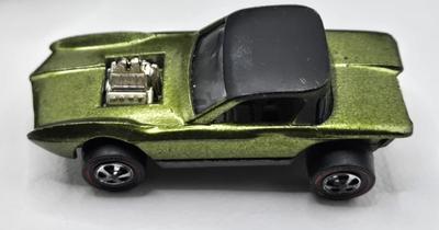LOT 102X: Vintage Toys Including Hot Wheels 1968 Python, John Deere Tractor, Matchbox Football and Baseball Players, Lone Star Trains and...