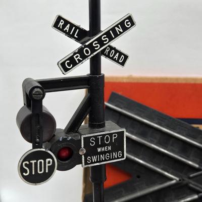 LOT 112X: Lionel Train Accessories with Original Boxes