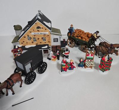 LOT 120X: Dept. 56 "Jannes Mullet Amish Barn", "Handmade Quilts", "Woolens and Preserves", "Amish...