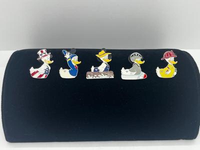 LOT 122J: Set of 2008 Donald Duck Disney Trading Pins