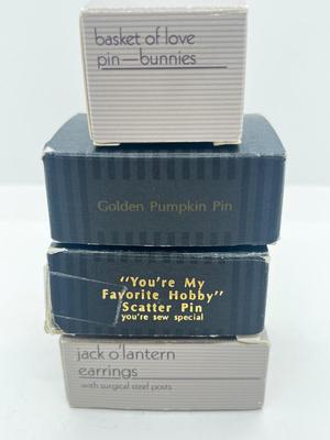 LOT 134J: Vintage Avon Brooch/Pin Lot Including Jack-O-Lantern with Matching Pierced Earrings