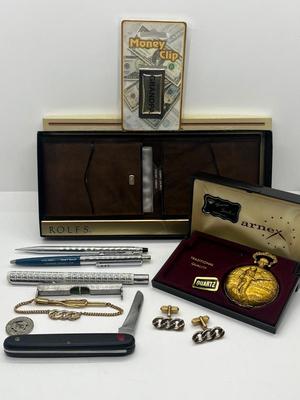 LOT 140J: Assorted Men's Lot: New in Package Wallet, "Grandpa" Money Clip, Pocket Knife and More!