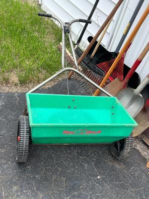 LOT 141G: Collection of Garden Tools