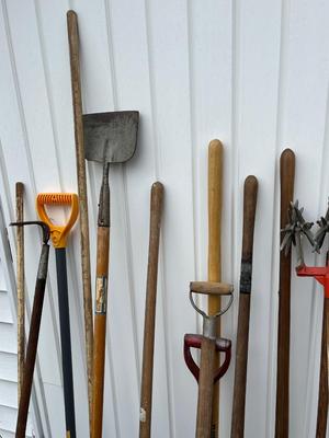 LOT 141G: Collection of Garden Tools