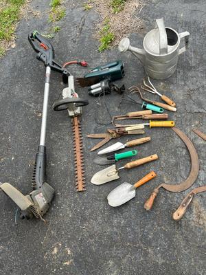LOT 142G: Lawn and Garden Tools - Electric Weed Wacker, Hedge Trimmers and More