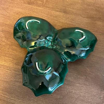 LOT 155M: Vintage Lefton Holly Berry Dishes