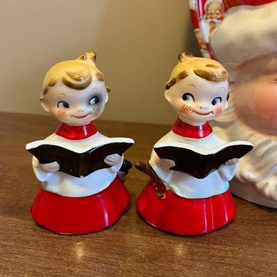 LOT 157K: Vintage Christmas Decorative Items - Napco and More