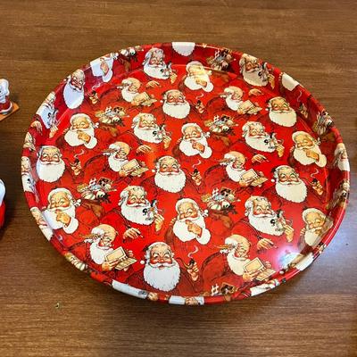 LOT 157K: Vintage Christmas Decorative Items - Napco and More