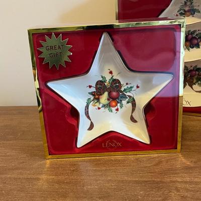 LOT 158M: Christmas Dishes and More, Lenox, Fitz & Floyd, Nikko